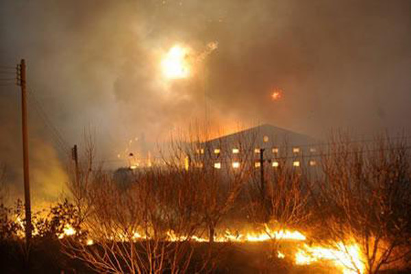 華盛消防炮塔：煙花雖然美麗，別讓這“美麗”引起痛苦！